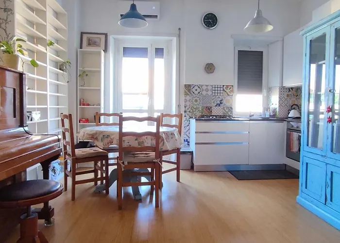 Monteverde - Stazione Trastevere Bright Loft Up To 5 Guests Apartment Rom