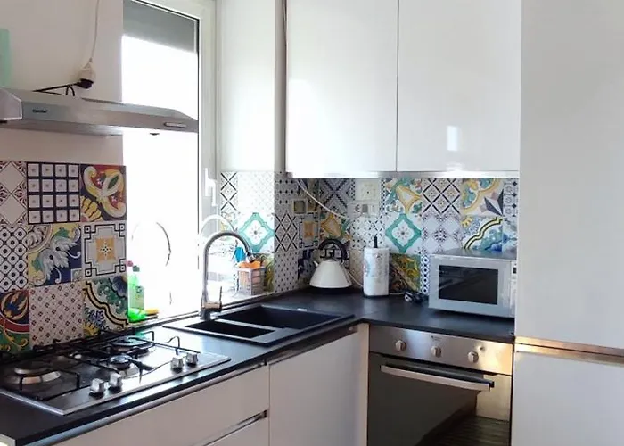 Monteverde - Stazione Trastevere Bright Loft Up To 5 Guests * Rom