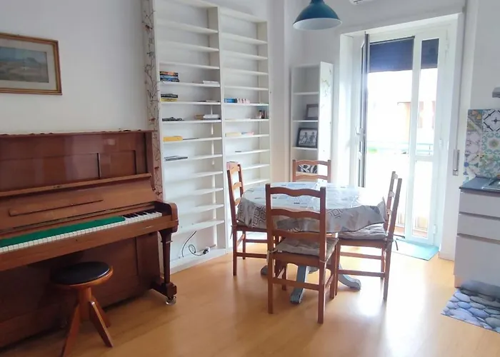 Monteverde - Stazione Trastevere Bright Loft Up To 5 Guests Apartment Rom