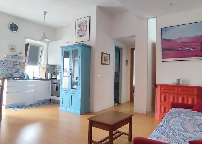 Monteverde - Stazione Trastevere Bright Loft Up To 5 Guests Apartment *